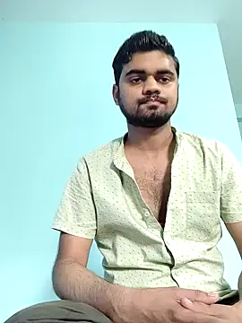 Snapshot of Ishan003 chatting on April 2026 03:26:01 AM Ishan003 online show from April 2026 03:26:01 AM