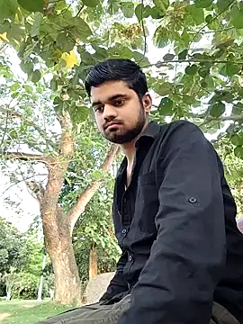 Snapshot of Ishan003 chatting on May 2026 12:41:01 AM Ishan003 online show from May 2026 12:41:01 AM