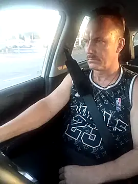 Snapshot of LukedavidDestroys chatting on February 2026 08:18:02 AM LukedavidDestroys online show from February 2026 08:18:02 AM