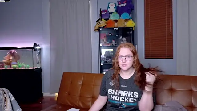 Snapshot of Scarlettredff chatting on November 2025 05:02:02 AM Scarlettredff online show from November 2025 05:02:02 AM