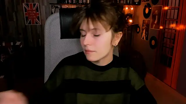 Snapshot of LolaAsmus chatting on February 2026 09:16:02 AM LolaAsmus online show from February 2026 09:16:02 AM