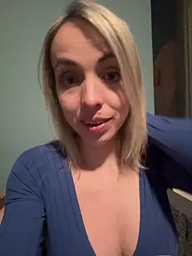 Annelibre online show from February 2025 10:15:02 PM