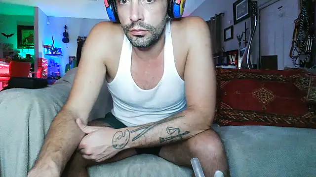 Snapshot of SirCharlesXXX chatting on June 2026 10:10:01 PM SirCharlesXXX online show from June 2026 10:10:01 PM