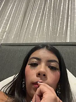 NattGomez online show from January 2025 04:25:02 AM