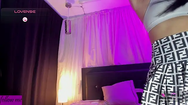 brittany williams  online show from March 2026 04:07:01 AM