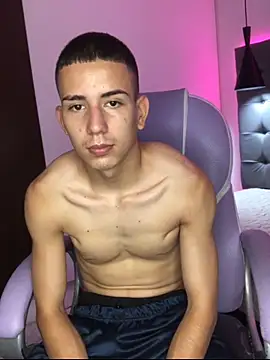 JackSwan18 online show from October 2025 03:27:01 AM