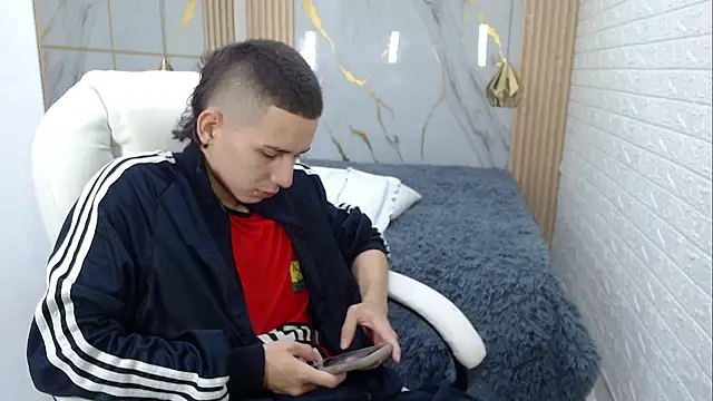 JackSwan18 online show from June 2026 01:28:02 PM