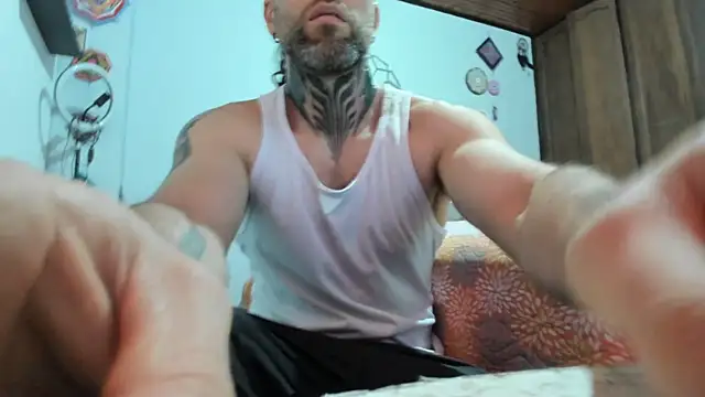 Antoniohot2024 online show from December 2024 01:59:02 PM