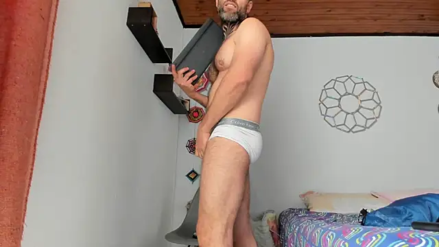 Antoniohot2024 online show from January 2025 01:53:01 PM