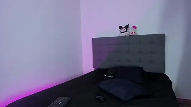 petty effy online show from December 2024 11:49:02 PM