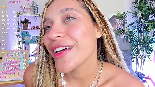 natty romanof 18 online show from January 2025 06:31:01 PM