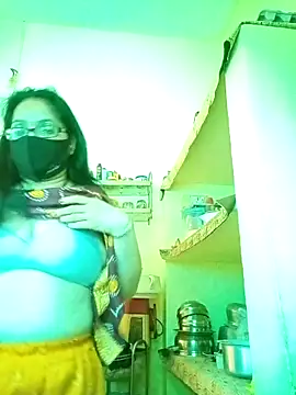 heenage online show from March 2025 05:38:02 AM