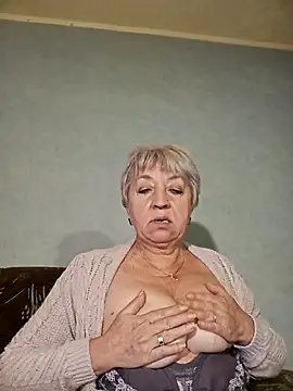 Snapshot of AnjelElinor chatting on October 2025 12:03:01 PM AnjelElinor online show from October 2025 12:03:01 PM