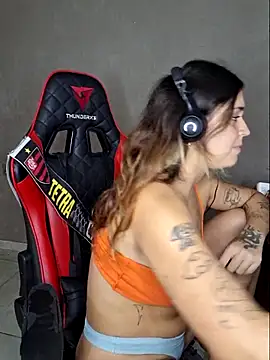 Snapshot of luuhcat09 chatting on February 2026 02:05:02 PM luuhcat09 online show from February 2026 02:05:02 PM