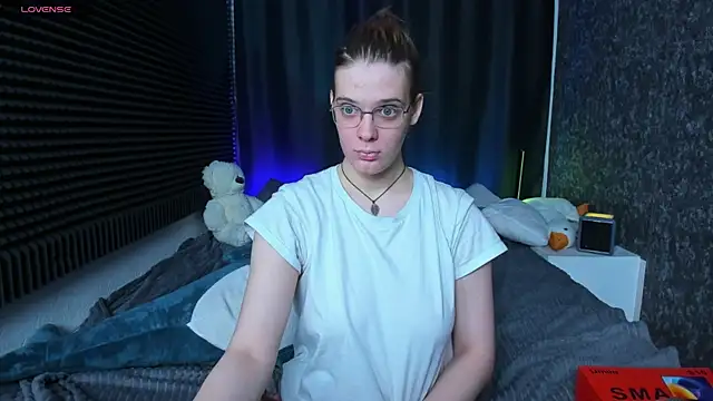 KIKI Krash online show from February 2025 10:39:02 AM