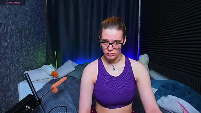 KIKI Krash online show from February 2025 01:28:02 PM