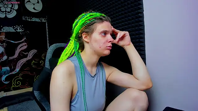 KIKI Krash online show from October 2025 10:15:02 AM