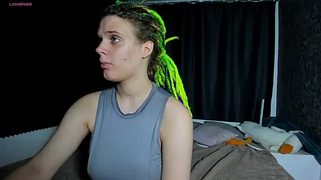 KIKI Krash online show from October 2025 10:05:01 AM