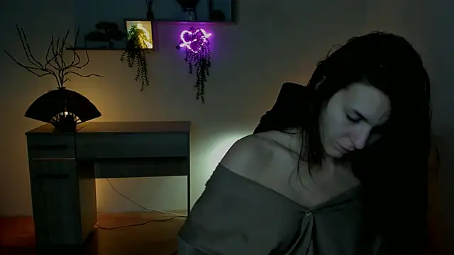 EricaPowers online show from December 2024 10:11:02 AM