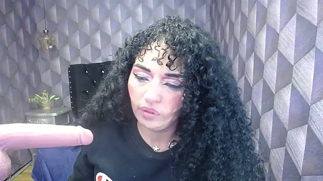 Sofiacowperx online show from January 2025 11:11:01 AM