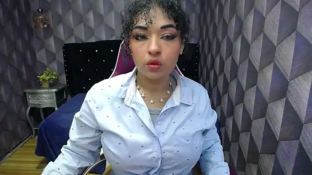 Sofiacowperx online show from February 2025 12:49:01 PM