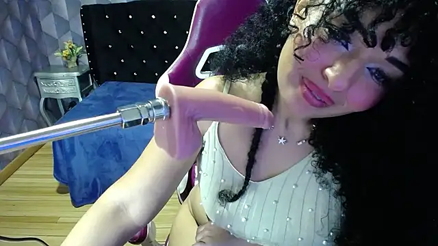 Sofiacowperx online show from February 2025 07:05:02 PM
