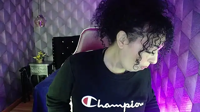 Sofiacowperx online show from February 2025 12:49:02 PM