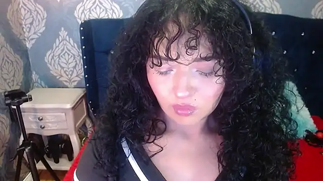 Snapshot of Sofiacowperx chatting on July 2026 03:22:01 PM Sofiacowperx online show from July 2026 03:22:01 PM
