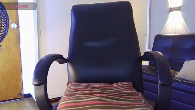 Snapshot of Jsneiidy_ATH chatting on January 2025 09:37:02 AM Jsneiidy ATH online show from January 2025 09:37:02 AM