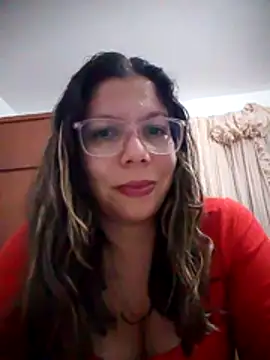 Snapshot of Carliina_Soussa chatting on February 2026 11:31:02 PM Carliina Soussa online show from February 2026 11:31:02 PM