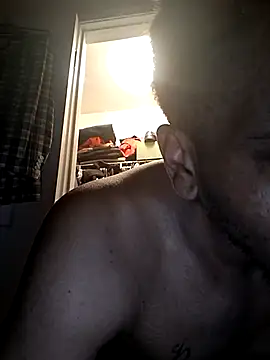 bigboytoy912 online show from June 2026 02:24:02 AM