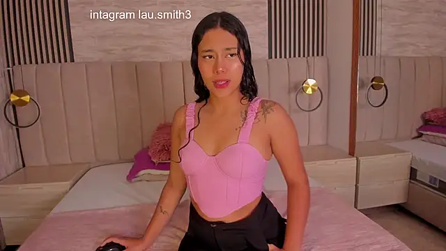 Snapshot of laura_smith33 chatting on September 2025 02:38:02 PM laura smith33 online show from September 2025 02:38:02 PM