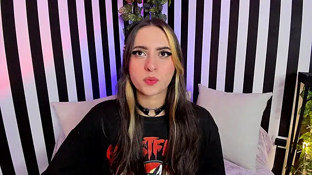 liz goth online show from September 2025 12:32:02 PM