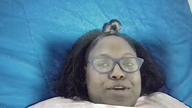 Snapshot of Needmehard chatting on January 2025 02:40:01 AM Needmehard online show from January 2025 02:40:01 AM