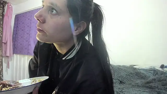 Nathaly love96 online show from September 2025 10:02:02 PM