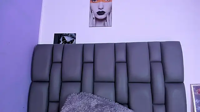 Sophia Lemos online show from February 2025 01:41:01 PM