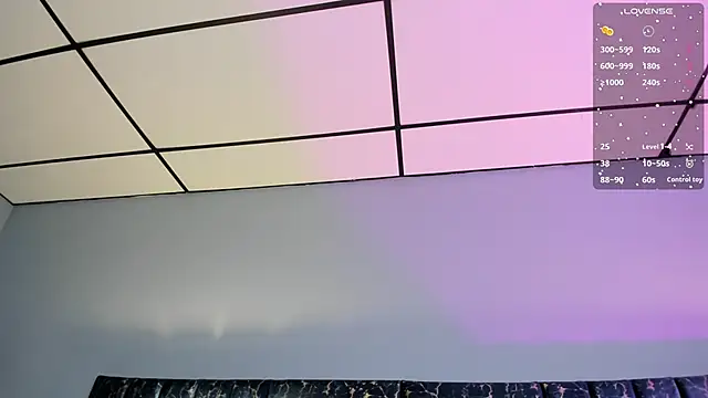 Sophia Lemos online show from September 2025 01:15:02 PM