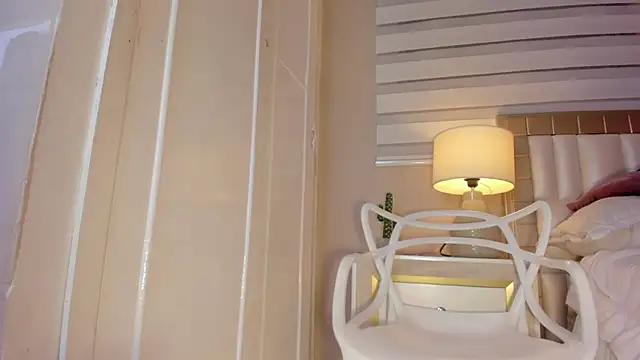 Snapshot of zoe_sky_ chatting on February 2025 11:54:02 PM zoe sky online show from February 2025 11:54:02 PM