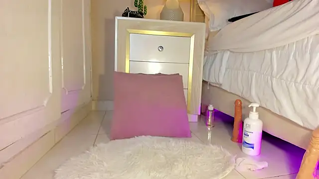 Snapshot of zoe_sky_ chatting on February 2025 02:44:02 PM zoe sky online show from February 2025 02:44:02 PM