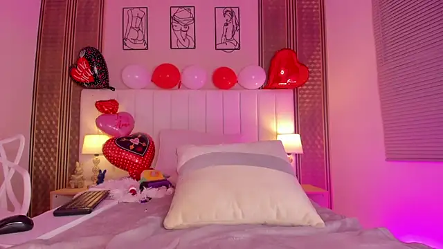 Snapshot of zoe_sky_ chatting on September 2025 11:50:01 PM zoe sky online show from September 2025 11:50:01 PM