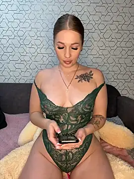 Tatti-Go online show from November 2025 11:42:01 AM