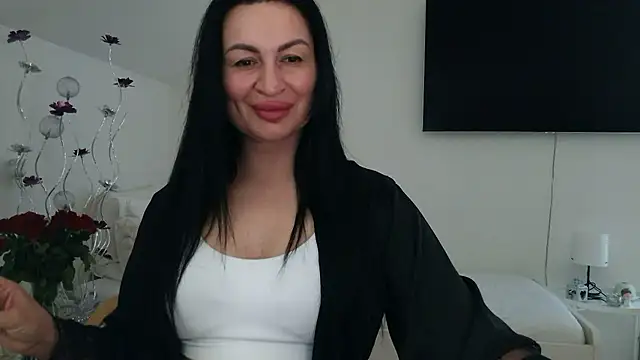 Helena7077 online show from February 2025 11:25:02 PM