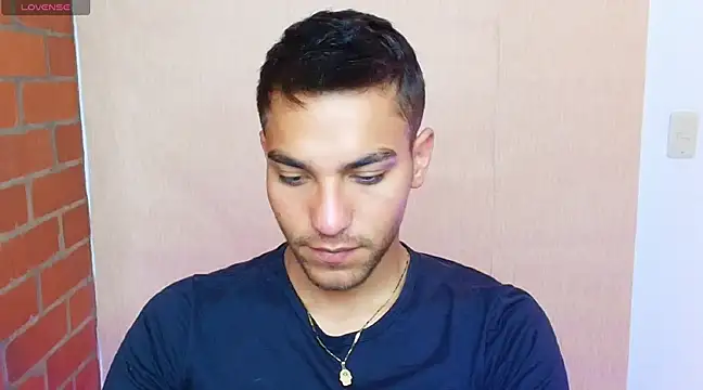 Leandro valenzuela online show from February 2025 05:26:01 PM