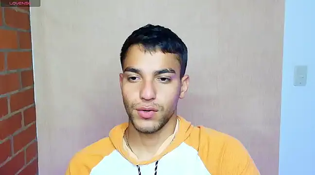 Leandro valenzuela online show from March 2025 12:29:02 AM