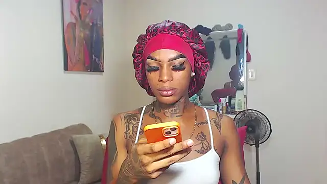 Snapshot of badgirls_cx chatting on June 2026 12:46:02 AM badgirls cx online show from June 2026 12:46:02 AM