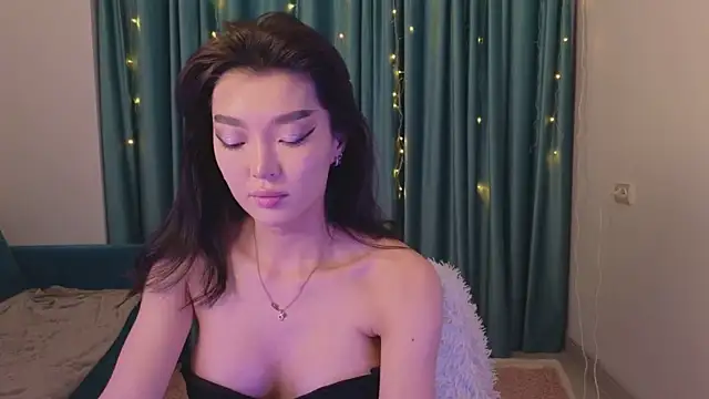 AudreyMell online show from January 2025 02:32:01 PM