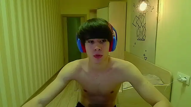 gayGamogey online show from November 2025 01:12:02 PM