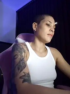 Charlee pink online show from December 2024 08:11:02 AM