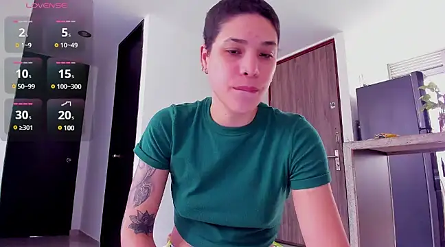 Charlee pink online show from February 2025 07:49:01 PM