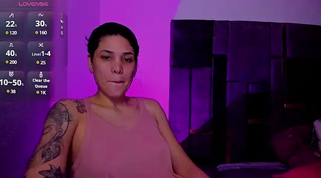 Charlee pink online show from March 2025 01:46:02 AM